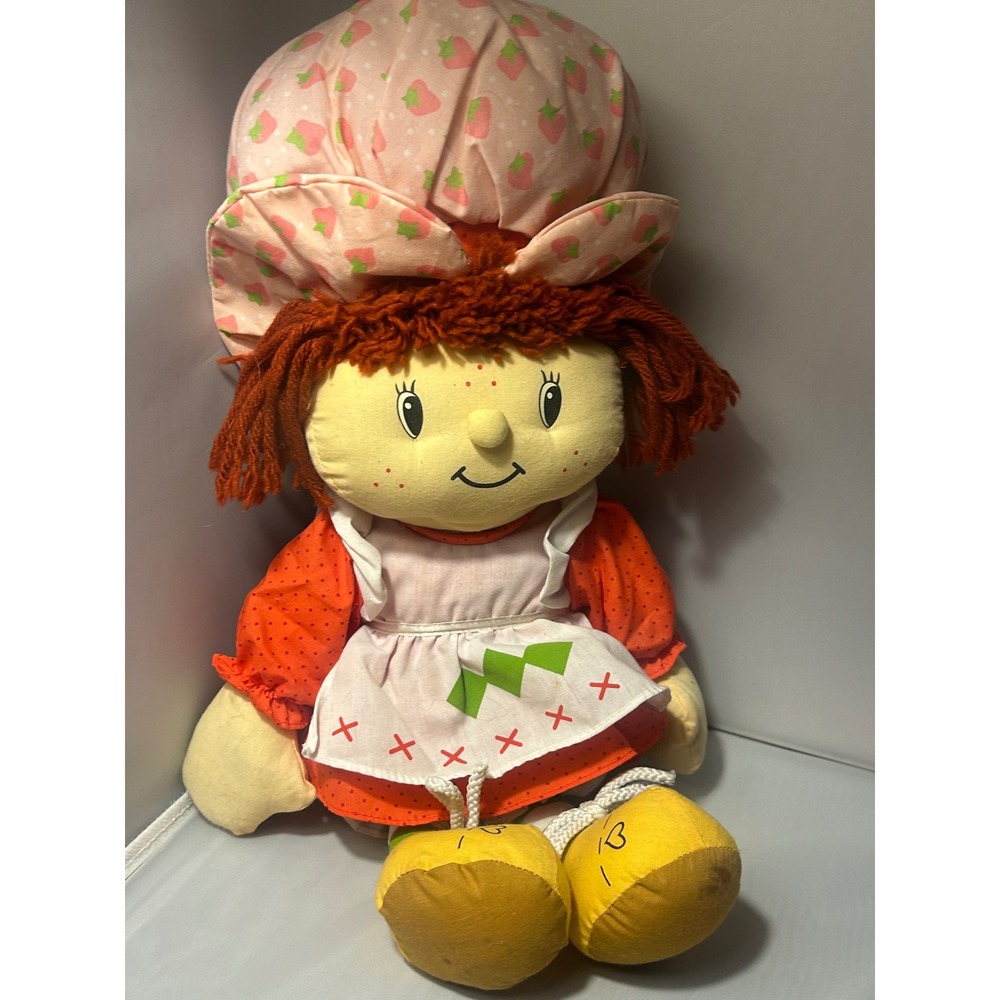 Strawberry Shortcake 2002 Urban Station Plush Rag Doll Vintage Style 14 inch